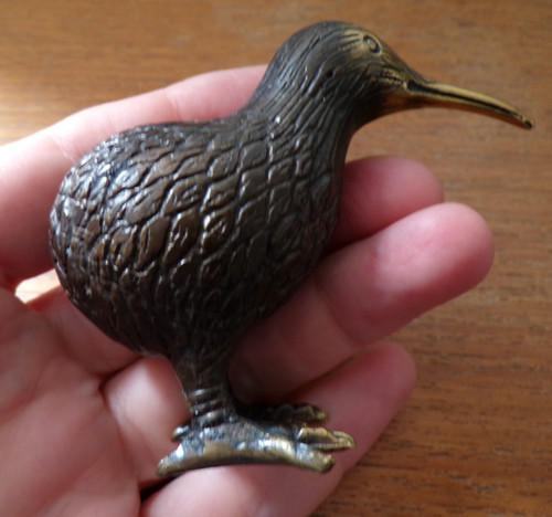 Vintage solid bronze - vintage, kiwi
