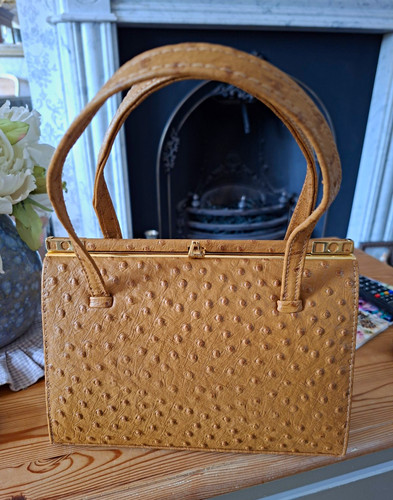 Vintage handbag perfect - handbag, in