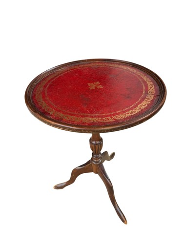 Antique style tripod pedestal - antique-style,