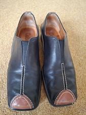 Black and tan ~Gabor sport shoes - size 4.5