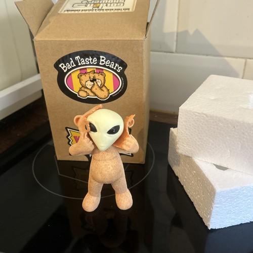 Bad taste bears glow - glow, the