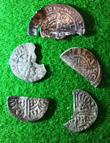 Silver hammered coins - , 4.1g
