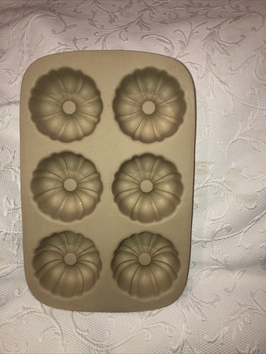 The pampered chef classics - the,