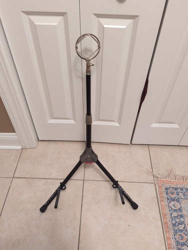 Ultimate support amp - ultimate,