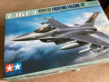 TAMIYA 1:32 Lockheed F-16CJ
