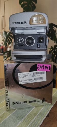 Vintage polaroid 600 instant - polaroid,