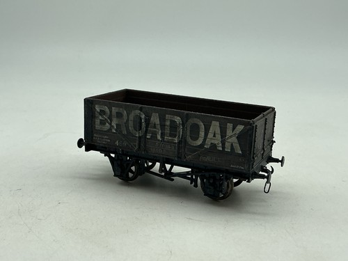 B5930 airfix weathered brown - weathered,