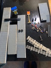 model railway accessory  plastic platforms , figures and petrol pump