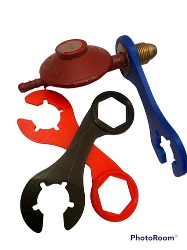 Dual end propane regulator gas - end,