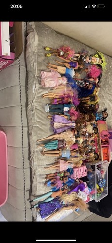 Mixed bundle dolls - mixed,