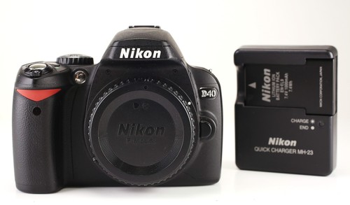 Nikon d40 dslr camera body - nikon,