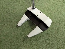 Odyssey Versa #7 Putter / 34 Inch / new grip /Excellent Condition 