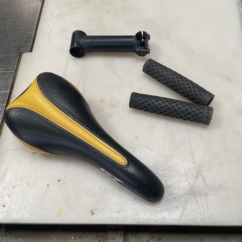 Retro 90s saddle grips - 90s, gt