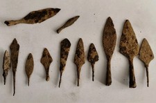 LOT OF 12 ANCIENT ROMAN IRON