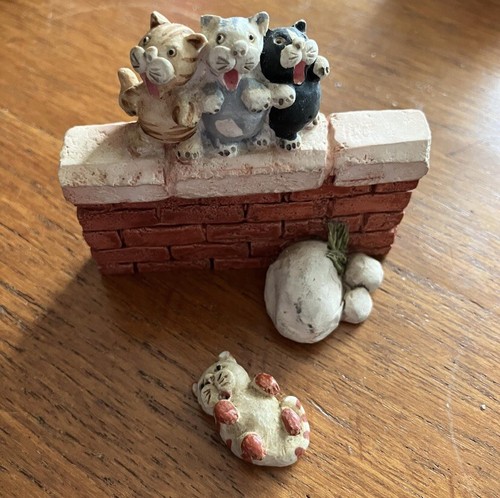 Peter fagan display cats - fagan,