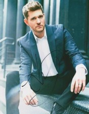 Michael Buble   **HAND SIGNED**   10x8 photo  ~  AUTOGRAPHED