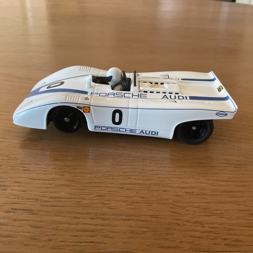 Scalextric fly scale - 1:32,