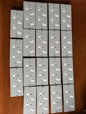 19 brand new Electrak CR4102 75mm Plate  Double Socket Floor Mount