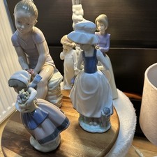 NAO and Lladro  Job Lot, 4 Figurines And Lampe, Very Good Condition