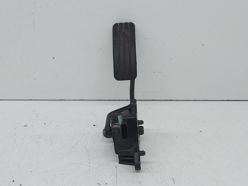 8200297342 accelerator pedal
