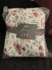 Cozee Home Floral 4 Piece