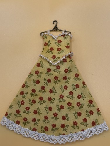 Dolls house handmade - 1:12,