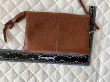 BROWN LEATHER PIA PURSE /WRIST