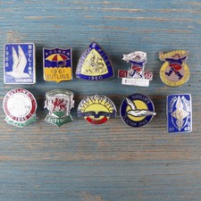 Job lot of 10 Butlins enamel pin badges Filey Skegness Bognor Skegness 1960's