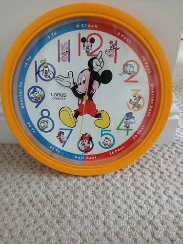Vintage lorus mickey mouse - vintage,