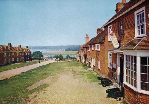 Postcard bucklers hard - postcard,