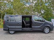 74 Reg Renault Trafic Minibus 9 Seater LWB 170bhp Extra Blue Dci