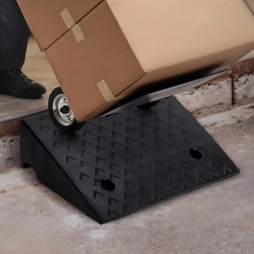 Heavy duty rubber curb - heavy,