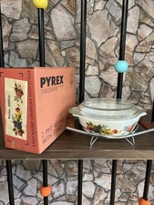 VINTAGE PYREX  ROUND 2 PINT