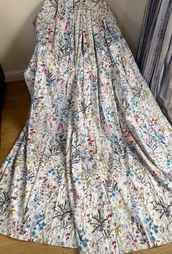 Brand new fabulous laura - brand,