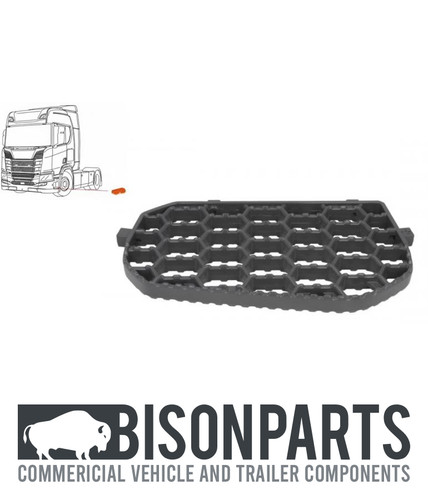 Lower step surround - step,