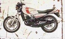 Yamaha RD250LC 1980 Aged