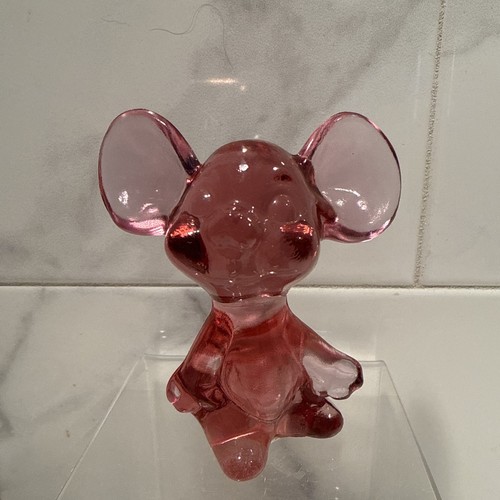 Fenton glass mouse figurine - glass,