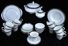 27-Piece Collection of Royal Doulton H5023 Sarabande Bone China Tableware