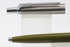 Vintage (c1964) RARE Parker Compact Olive Green Jotter Ballpoint Pen, CT