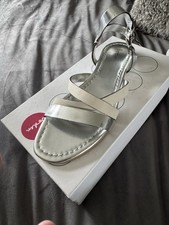 Boden Sandals Size 7 Silver 