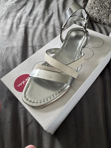 Boden sandals size - boden,