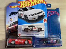 Hot wheels bundle X 3 Nissan