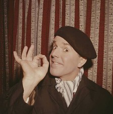 English Actor Brian Rix Wearing A Beret, Scarf And Mac 1962 Old Photo