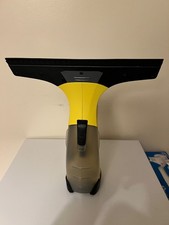 Kärcher WV2 + Spray Bottle, Microfibre Head, 2 Sizes of Suction Blades, Charger