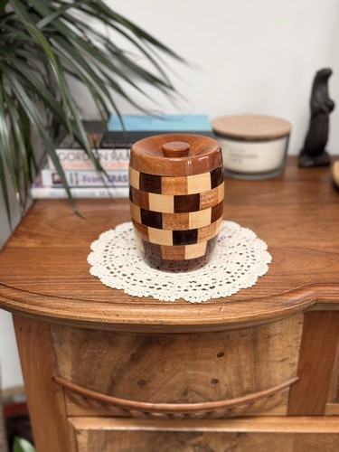 Vintage wooden hand turned - wooden,