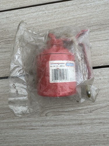 New oil can thumb - new,