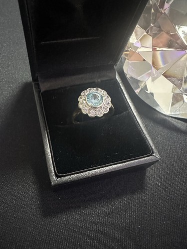 9ct gold 1ct aquamarine - 9ct,