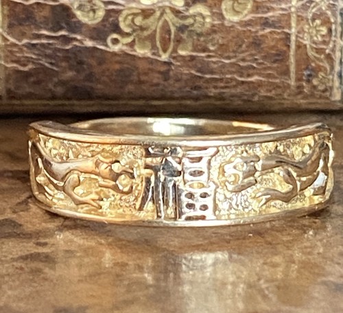 9ct gold chinese dragon - 9ct, band