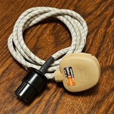 Vintage Bulgin mains cable