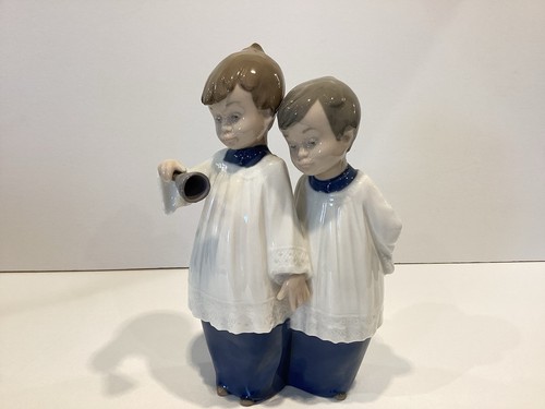 Nao lladro choir boys retired - boys,